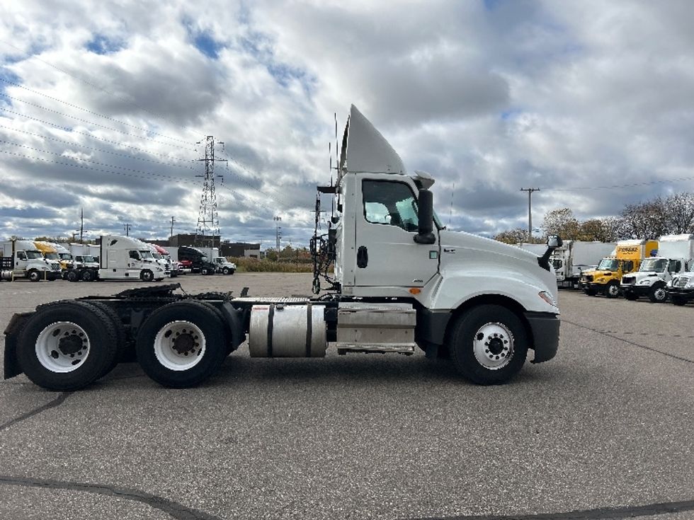 Day Cab Tractor-Heavy Duty Tractors-International-2019-LT625-Warren-MI-161,444\n\t\tmiles-$ 27,750 - Image 8