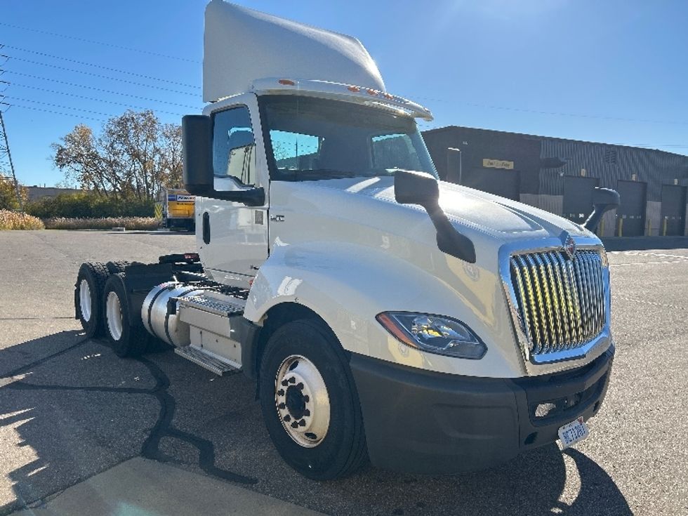 Day Cab Tractor-Heavy Duty Tractors-International-2019-LT625-Warren-MI-174,853\n\t\tmiles-$ 27,750 - Image 1