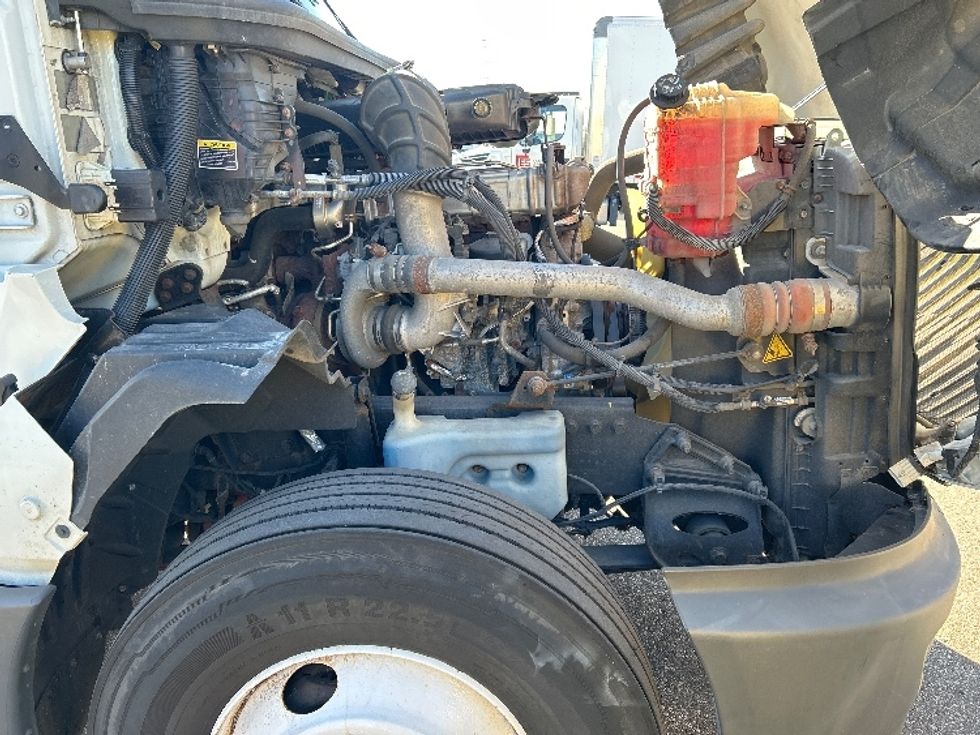 Day Cab Tractor-Heavy Duty Tractors-International-2019-LT625-Warren-MI-174,853\n\t\tmiles-$ 27,750 - Image 15