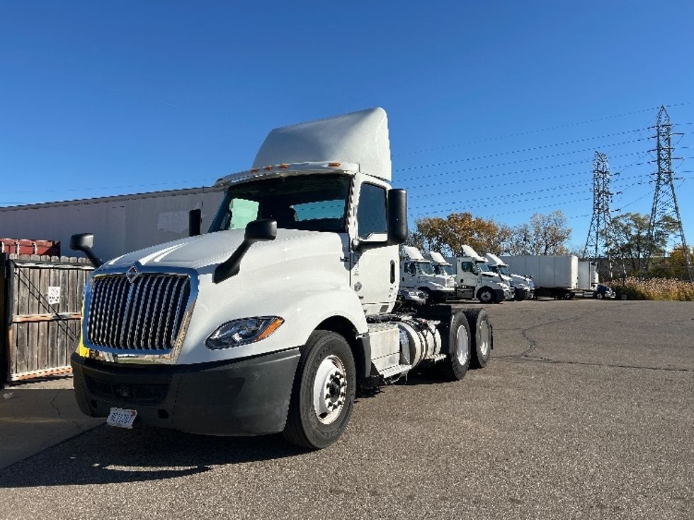 Day Cab Tractor-Heavy Duty Tractors-International-2019-LT625-Warren-MI-174,853\n\t\tmiles-$ 27,750 - Image 3