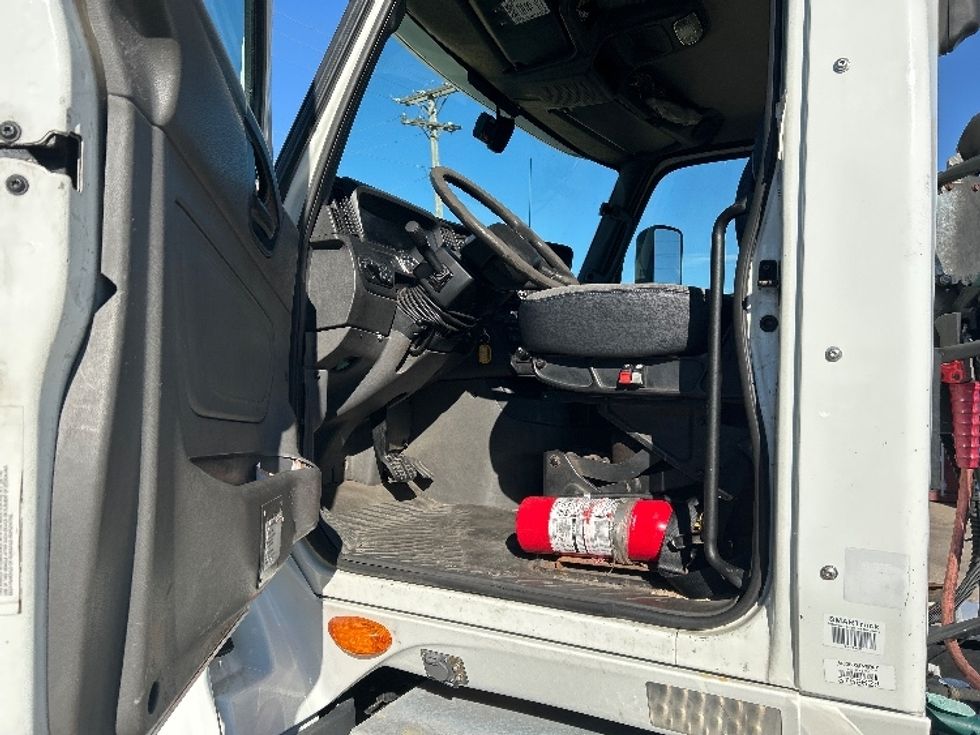 Day Cab Tractor-Heavy Duty Tractors-International-2019-LT625-Warren-MI-174,853\n\t\tmiles-$ 27,750 - Image 9