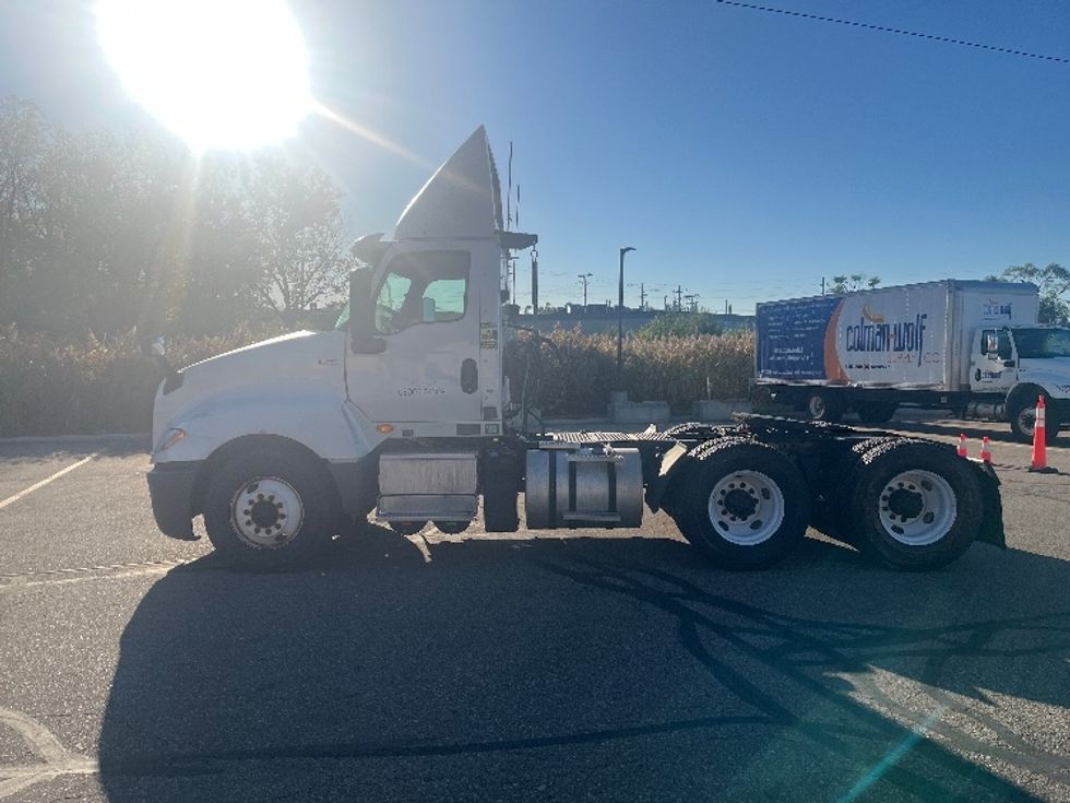 Day Cab Tractor-Heavy Duty Tractors-International-2019-LT625-Warren-MI-176,004\n\t\tmiles-$ 27,750 - Image 4