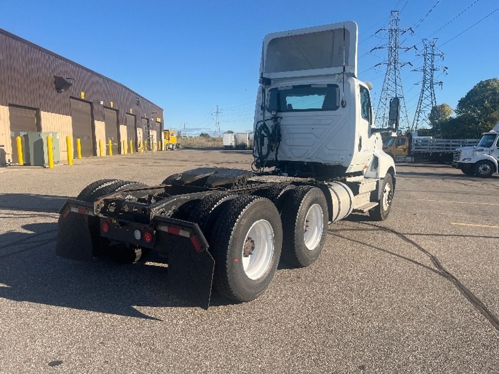 Day Cab Tractor-Heavy Duty Tractors-International-2019-LT625-Warren-MI-176,004\n\t\tmiles-$ 27,750 - Image 7