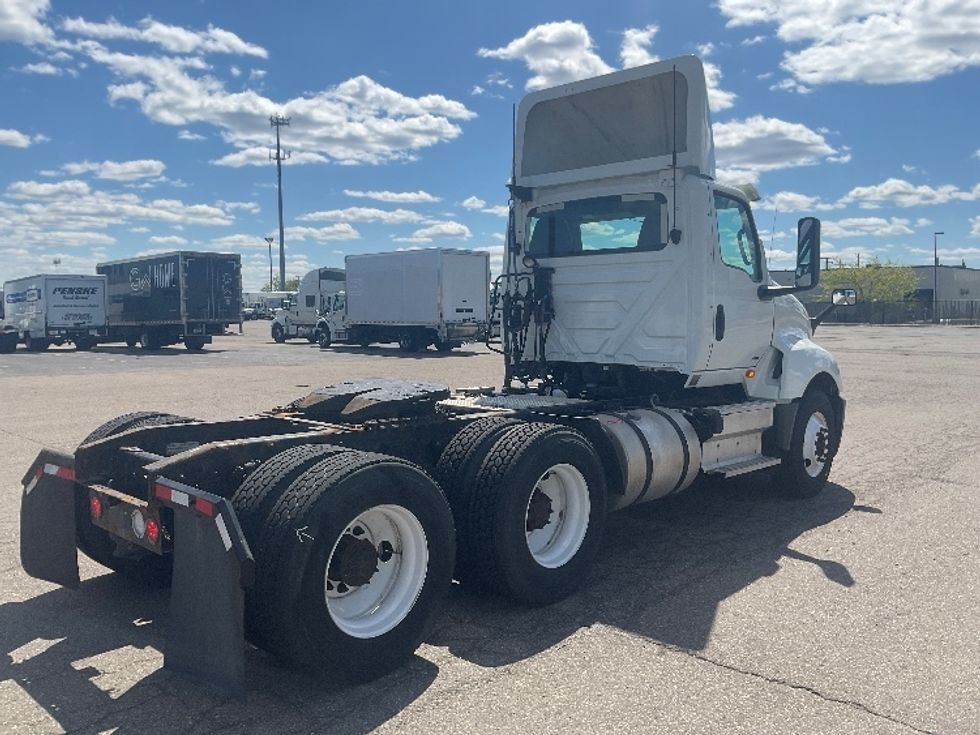 Day Cab Tractor-Heavy Duty Tractors-International-2019-LT625-Warren-MI-194,874\n\t\tmiles-$ 27,500 - Image 7