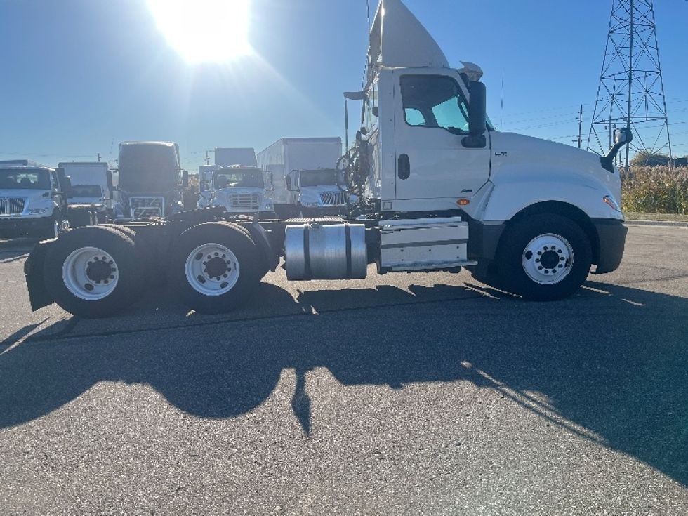 Day Cab Tractor-Heavy Duty Tractors-International-2019-LT625-Warren-MI-196,060\n\t\tmiles-$ 27,750 - Image 8