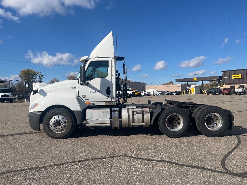 Day Cab Tractor-Heavy Duty Tractors-International-2019-LT625-Warren-MI-212,409\n\t\tmiles-$ 30,250 - Image 4