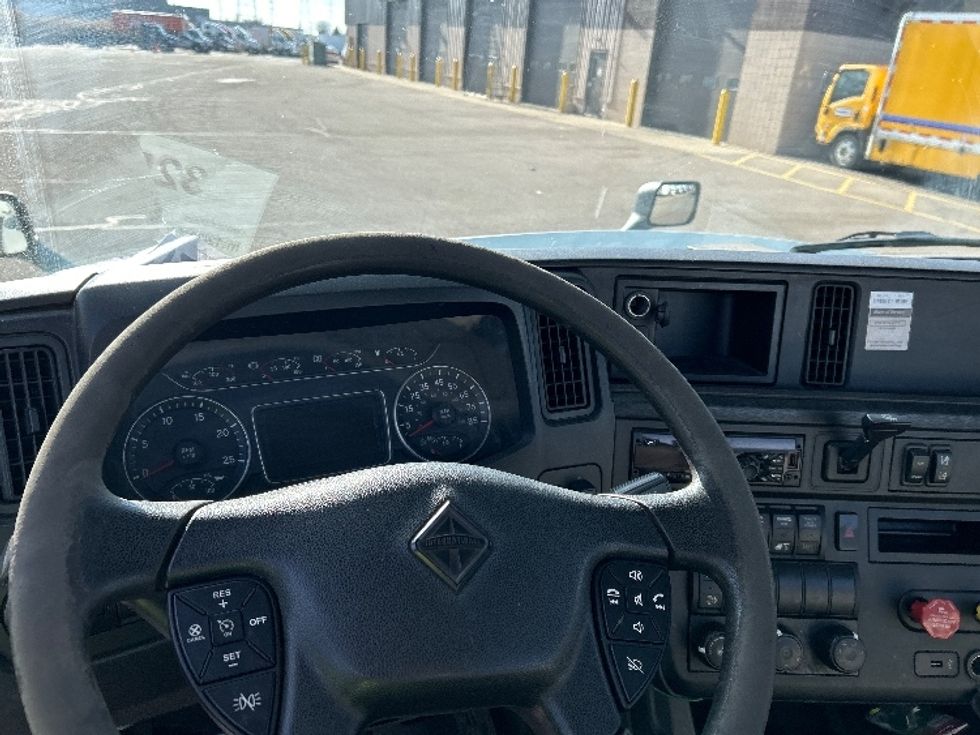 Day Cab Tractor-Heavy Duty Tractors-International-2019-LT625-Warren-MI-236,587\n\t\tmiles-$ 24,500 - Image 11