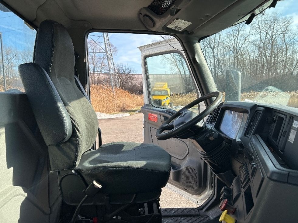 Day Cab Tractor-Heavy Duty Tractors-International-2019-LT625-Warren-MI-236,587\n\t\tmiles-$ 24,500 - Image 14
