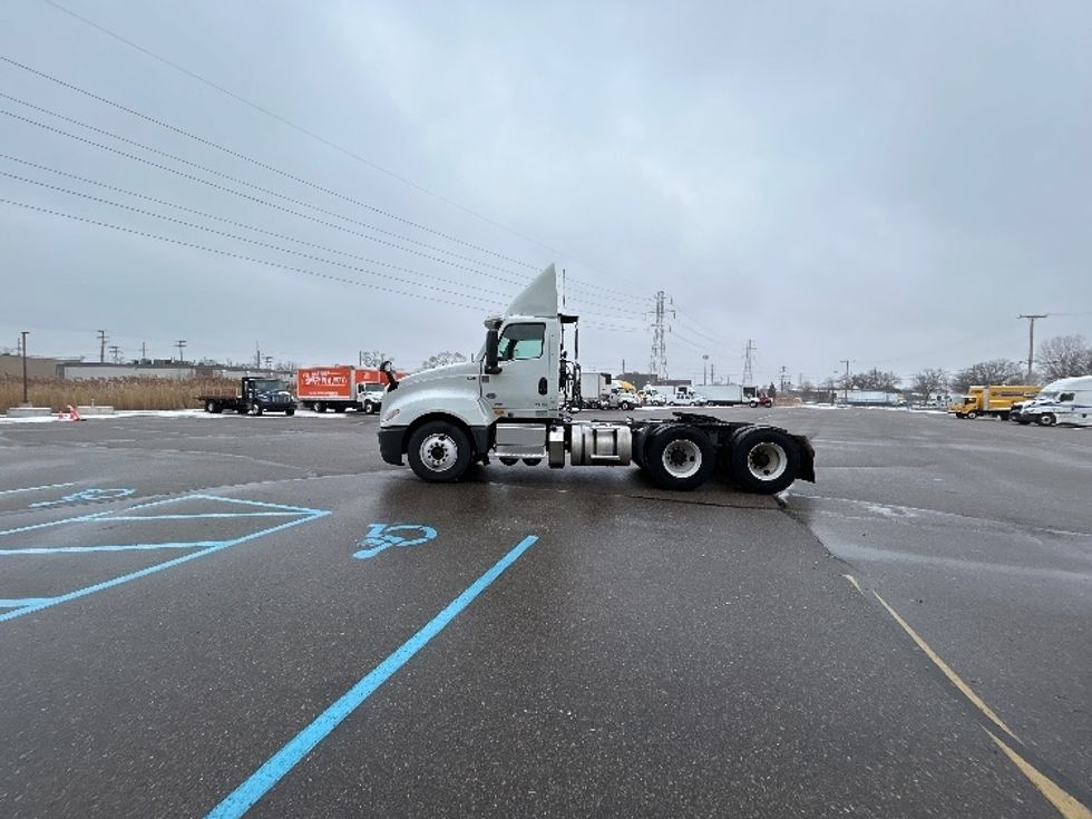 Day Cab Tractor-Heavy Duty Tractors-International-2019-LT625-Warren-MI-756,440\n\t\tmiles-$ 20,000 - Image 4