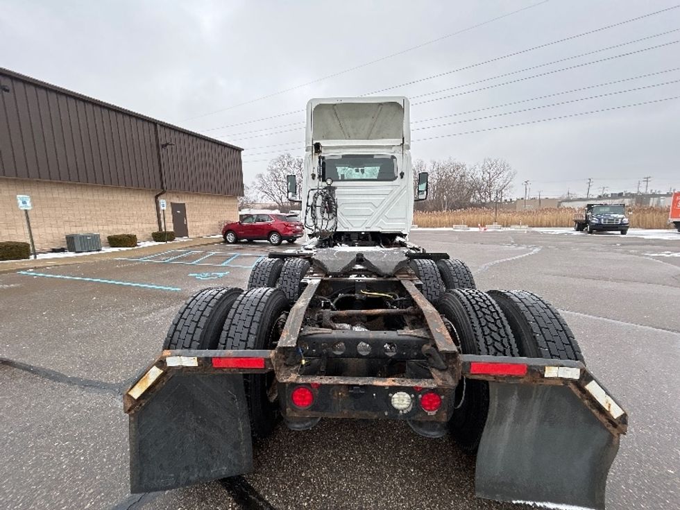 Day Cab Tractor-Heavy Duty Tractors-International-2019-LT625-Warren-MI-756,440\n\t\tmiles-$ 20,000 - Image 6