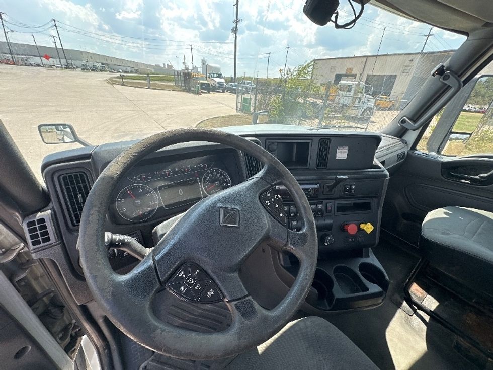 Day Cab Tractor-Heavy Duty Tractors-International-2019-LT625-Waxahachie-TX-374,650\n\t\tmiles-$ 27,000 - Image 11
