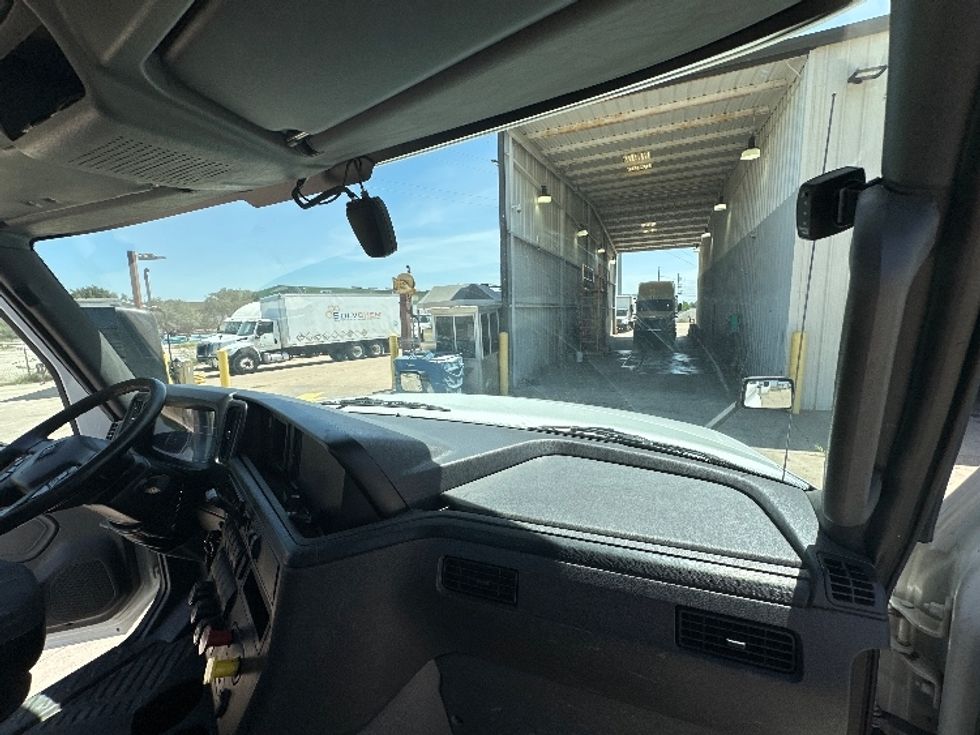 Day Cab Tractor-Heavy Duty Tractors-International-2019-LT625-Waxahachie-TX-445,897\n\t\tmiles-$ 24,500 - Image 13