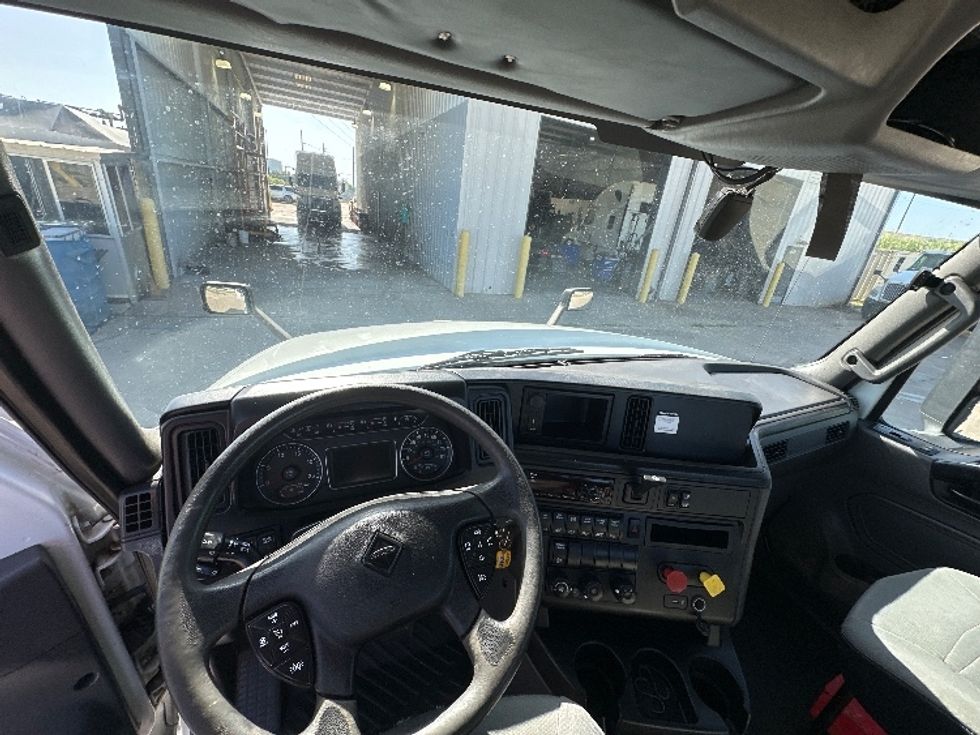 Day Cab Tractor-Heavy Duty Tractors-International-2019-LT625-Waxahachie-TX-499,079\n\t\tmiles-$ 22,750 - Image 11