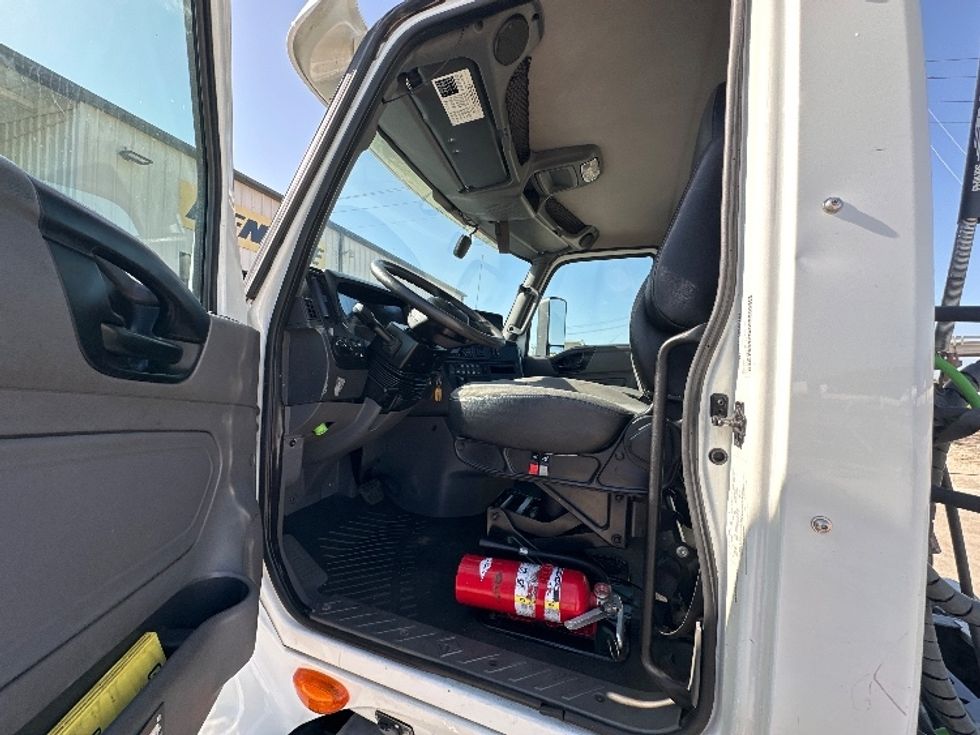 Day Cab Tractor-Heavy Duty Tractors-International-2019-LT625-Waxahachie-TX-499,079\n\t\tmiles-$ 22,750 - Image 9