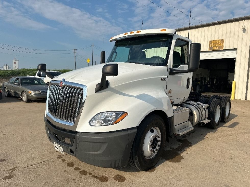Day Cab Tractor-Heavy Duty Tractors-International-2019-LT625-Waxahachie-TX-555,055\n\t\tmiles-$ 22,750 - Image 1