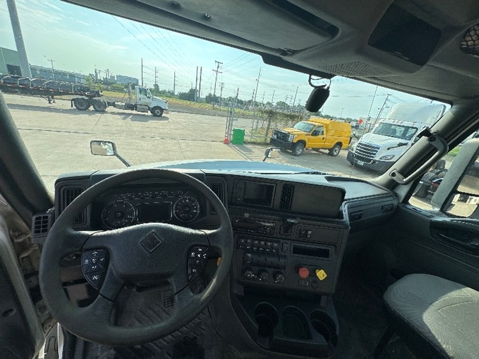 Day Cab Tractor-Heavy Duty Tractors-International-2019-LT625-Waxahachie-TX-555,055\n\t\tmiles-$ 22,750 - Image 11