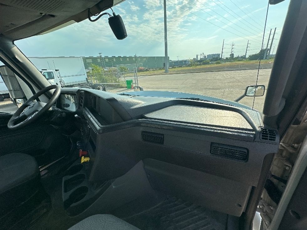 Day Cab Tractor-Heavy Duty Tractors-International-2019-LT625-Waxahachie-TX-555,055\n\t\tmiles-$ 22,750 - Image 13