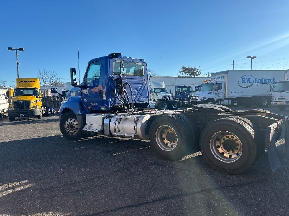Day Cab Tractor-Heavy Duty Tractors-International-2019-LT625-West Babylon-NY-289,615\n\t\tmiles-$ 35,000 - Image 5
