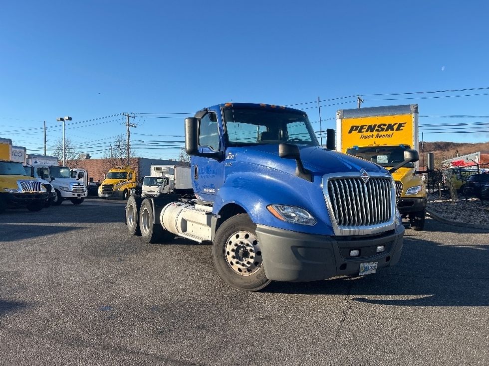 Day Cab Tractor-Heavy Duty Tractors-International-2019-LT625-West Babylon-NY-396,244\n\t\tmiles-$ 29,500 - Image 1