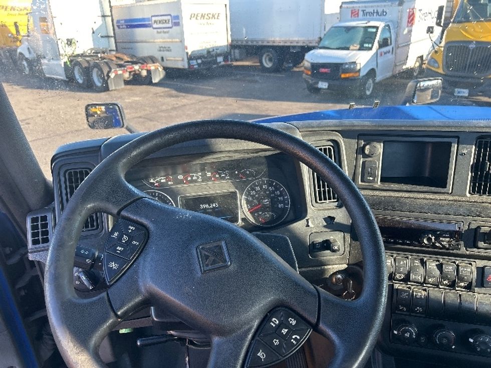 Day Cab Tractor-Heavy Duty Tractors-International-2019-LT625-West Babylon-NY-396,244\n\t\tmiles-$ 29,500 - Image 11