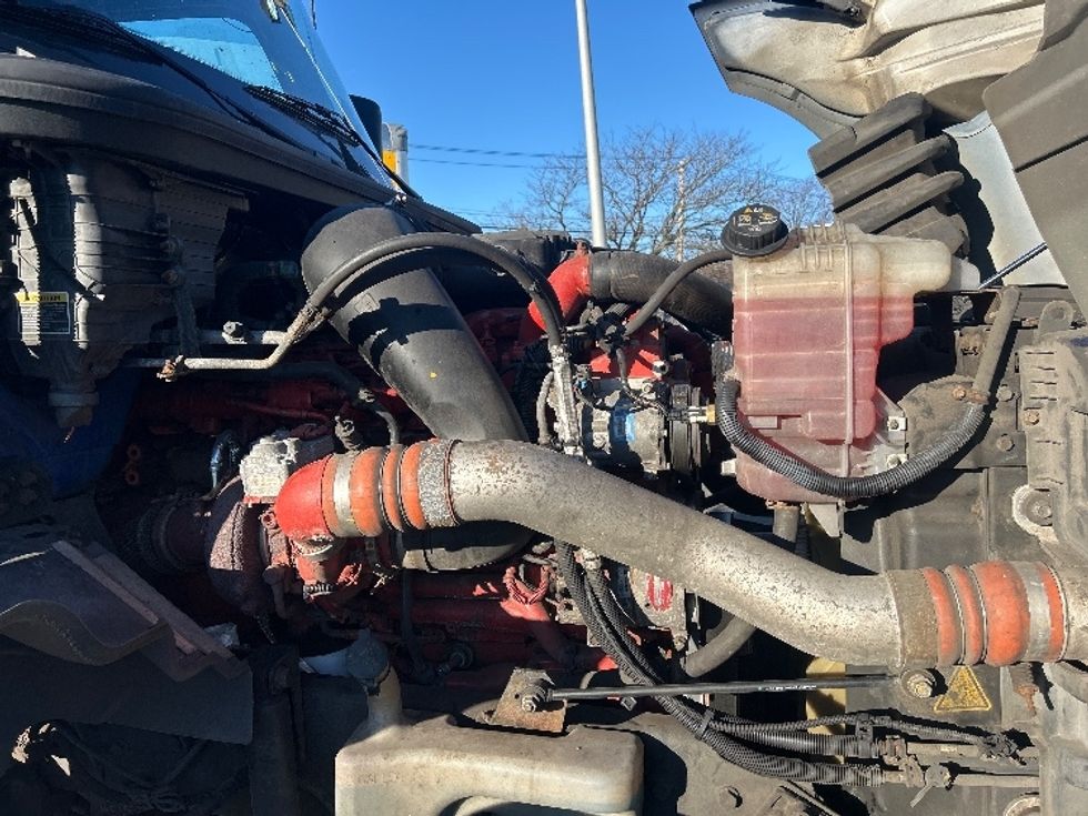 Day Cab Tractor-Heavy Duty Tractors-International-2019-LT625-West Babylon-NY-396,244\n\t\tmiles-$ 29,500 - Image 15