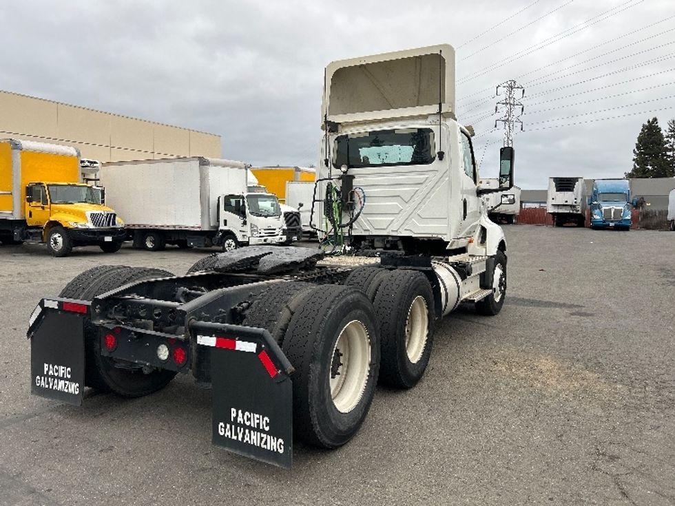 Day Cab Tractor-Heavy Duty Tractors-International-2019-LT625-West Sacramento-CA-180,669\n\t\tmiles-$ 32,250 - Image 7
