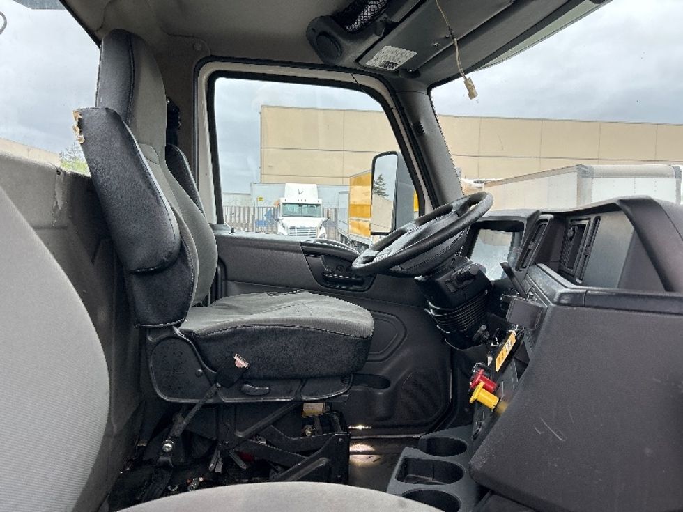 Day Cab Tractor-Heavy Duty Tractors-International-2019-LT625-West Sacramento-CA-187,807\n\t\tmiles-$ 27,500 - Image 14