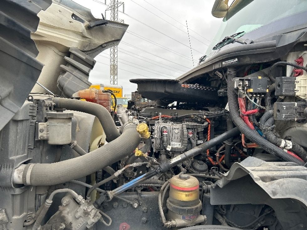Day Cab Tractor-Heavy Duty Tractors-International-2019-LT625-West Sacramento-CA-187,807\n\t\tmiles-$ 27,500 - Image 16