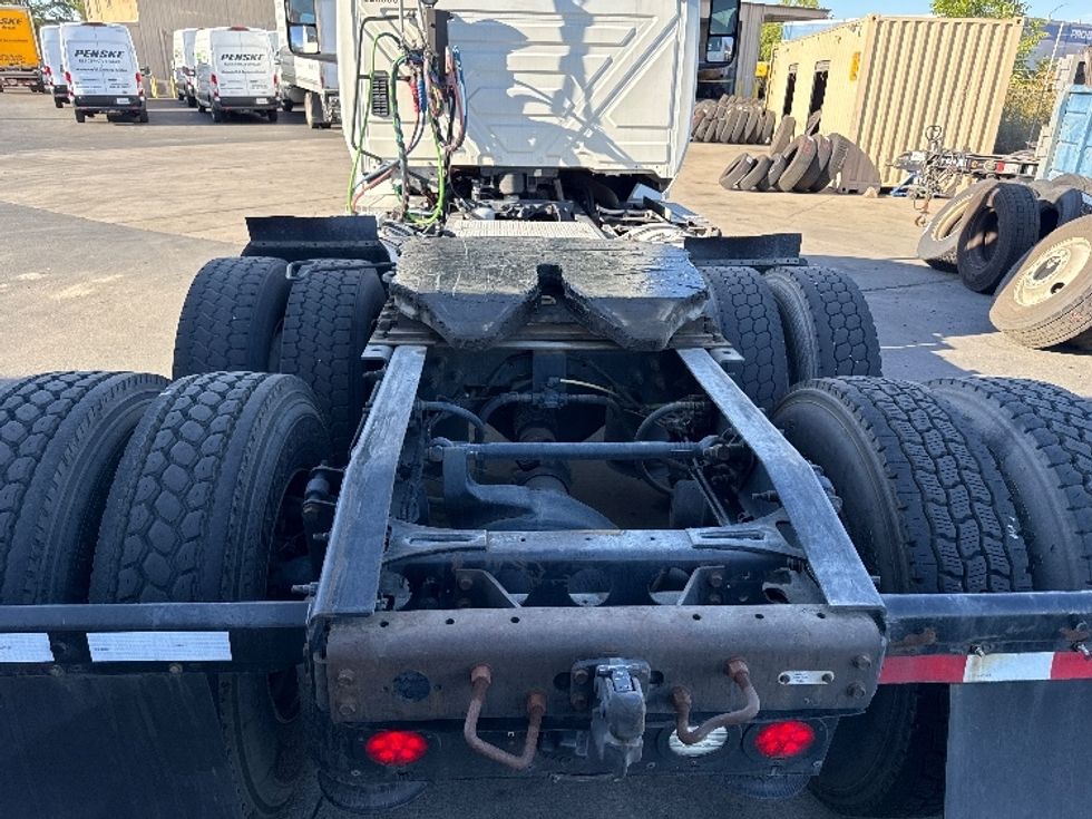 Day Cab Tractor-Heavy Duty Tractors-International-2019-LT625-West Sacramento-CA-206,561\n\t\tmiles-$ 31,250 - Image 6