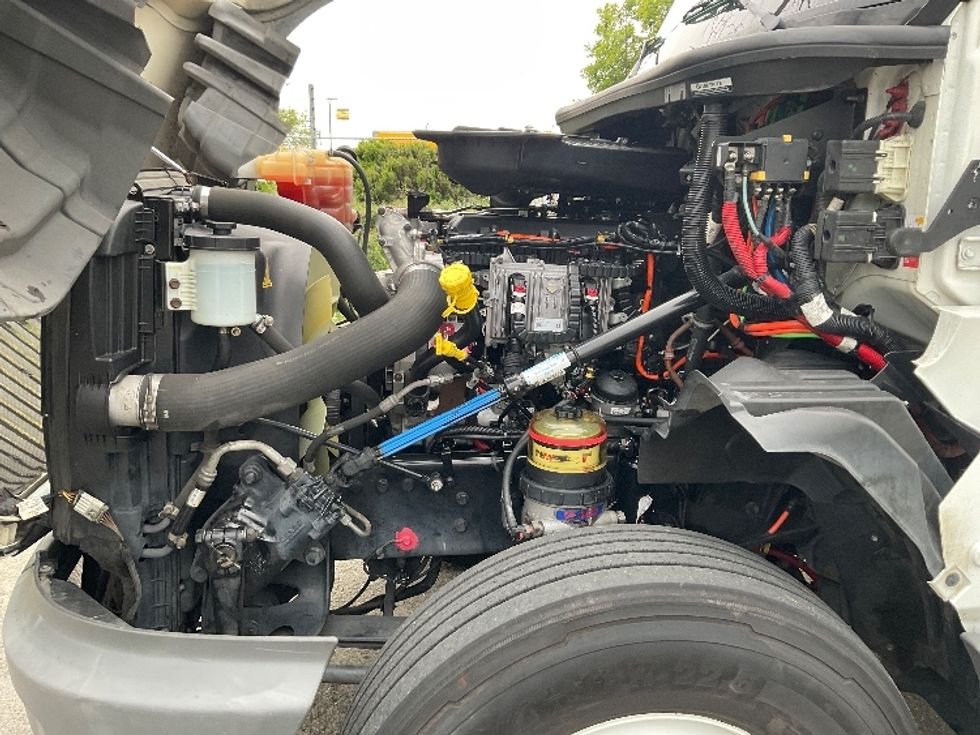 Day Cab Tractor-Heavy Duty Tractors-International-2019-LT625-West Sacramento-CA-209,831\n\t\tmiles-$ 32,250 - Image 16