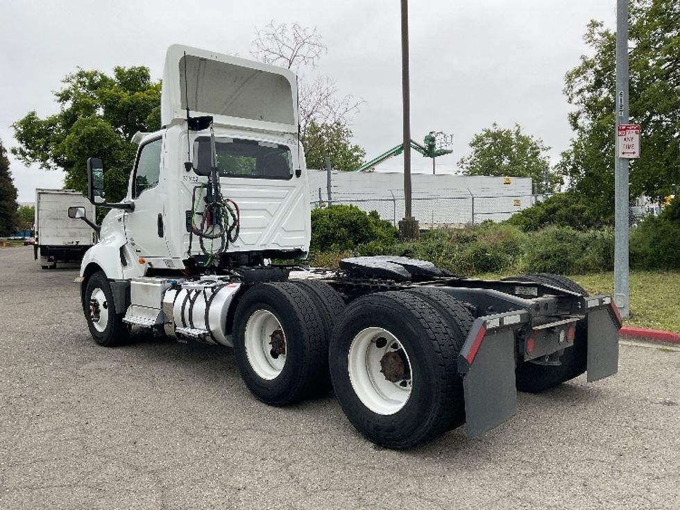 Day Cab Tractor-Heavy Duty Tractors-International-2019-LT625-West Sacramento-CA-209,831\n\t\tmiles-$ 32,250 - Image 5