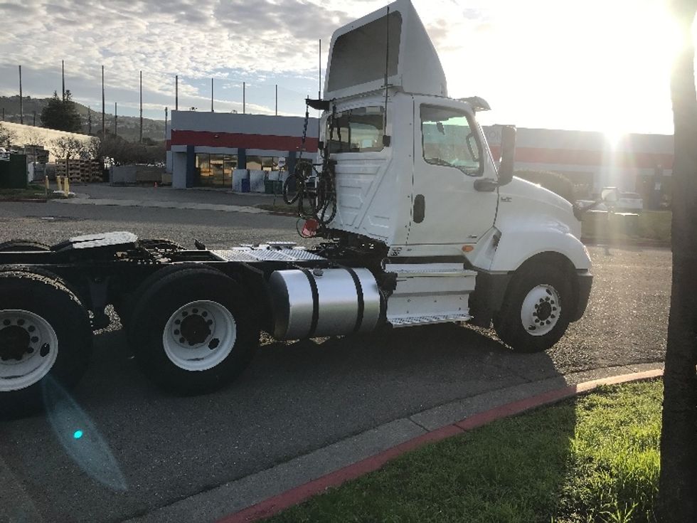 Day Cab Tractor-Heavy Duty Tractors-International-2019-LT625-West Sacramento-CA-239,124\n\t\tmiles-$ 35,750 - Image 8