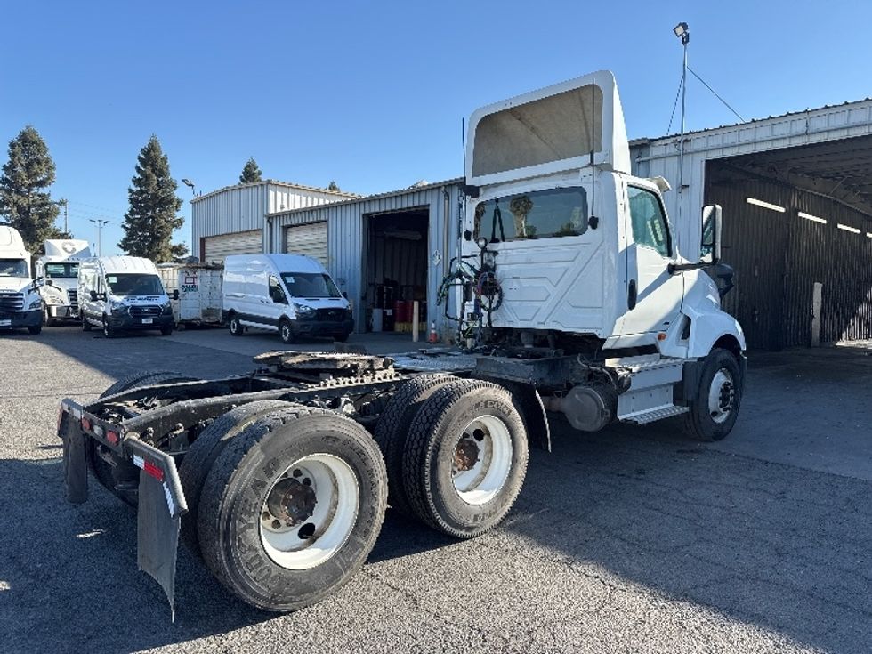 Day Cab Tractor-Heavy Duty Tractors-International-2019-LT625-West Sacramento-CA-253,810\n\t\tmiles-$ 30,250 - Image 7