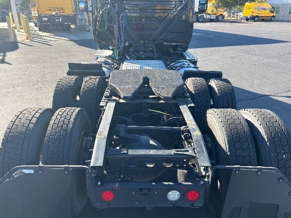 Day Cab Tractor-Heavy Duty Tractors-International-2019-LT625-West Sacramento-CA-278,684\n\t\tmiles-$ 26,750 - Image 6
