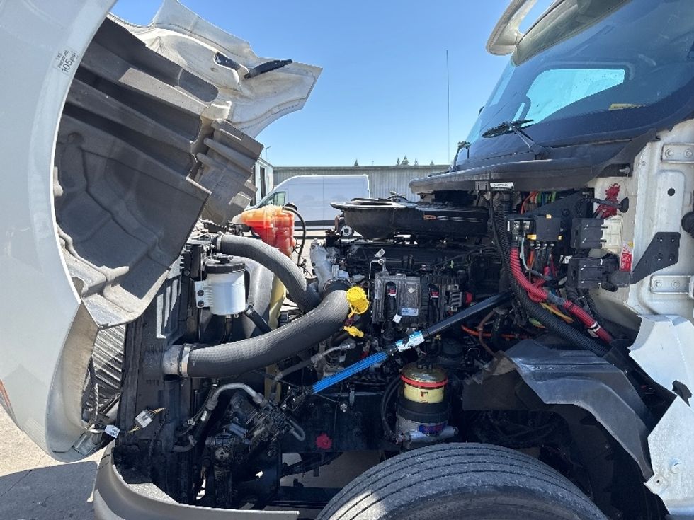 Day Cab Tractor-Heavy Duty Tractors-International-2019-LT625-West Sacramento-CA-282,111\n\t\tmiles-$ 32,500 - Image 16