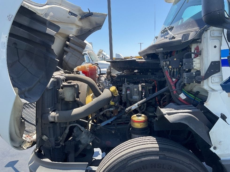 Day Cab Tractor-Heavy Duty Tractors-International-2019-LT625-West Sacramento-CA-357,502\n\t\tmiles-$ 27,250 - Image 15