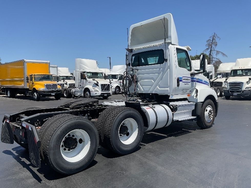 Day Cab Tractor-Heavy Duty Tractors-International-2019-LT625-West Sacramento-CA-357,502\n\t\tmiles-$ 27,250 - Image 7