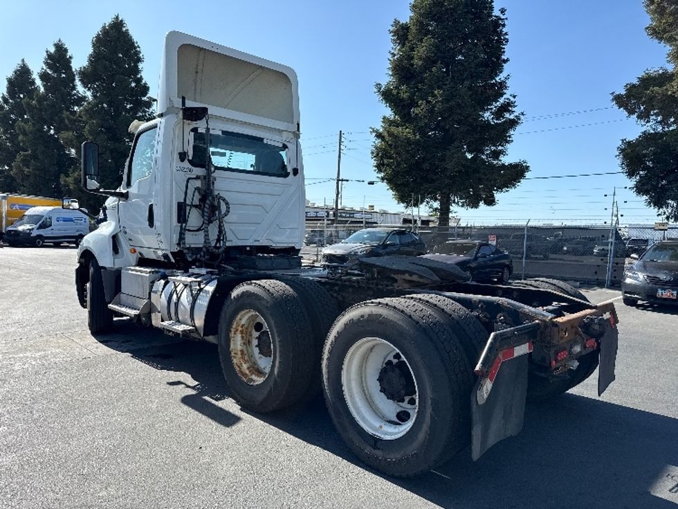 Day Cab Tractor-Heavy Duty Tractors-International-2019-LT625-West Sacramento-CA-389,123\n\t\tmiles-$ 25,500 - Image 5