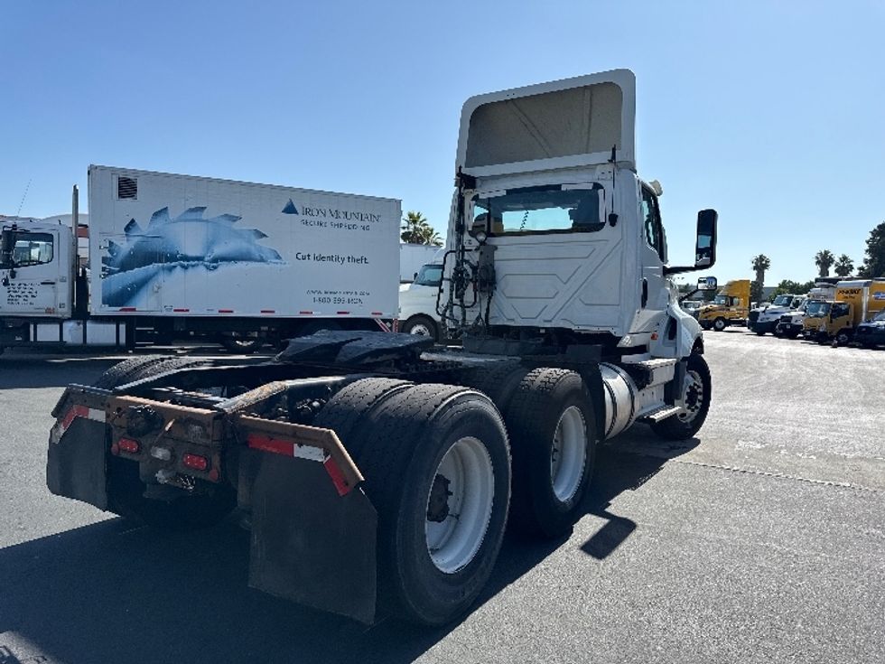Day Cab Tractor-Heavy Duty Tractors-International-2019-LT625-West Sacramento-CA-389,123\n\t\tmiles-$ 25,500 - Image 7