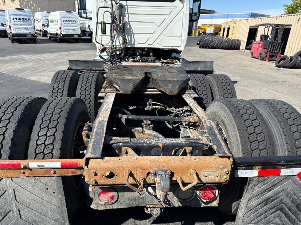 Day Cab Tractor-Heavy Duty Tractors-International-2019-LT625-West Sacramento-CA-389,135\n\t\tmiles-$ 25,500 - Image 6