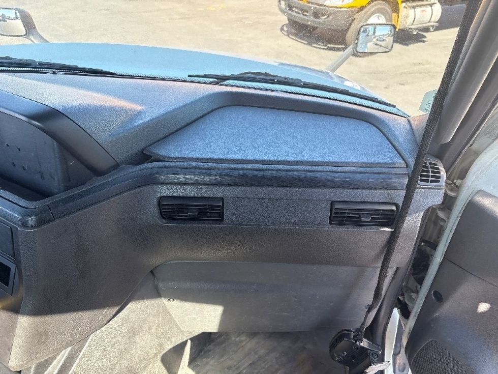 Day Cab Tractor-Heavy Duty Tractors-International-2019-LT625-West Sacramento-CA-398,622\n\t\tmiles-$ 26,250 - Image 13