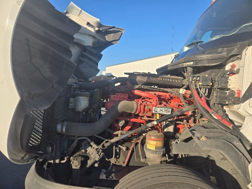 Day Cab Tractor-Heavy Duty Tractors-International-2019-LT625-West Sacramento-CA-422,935\n\t\tmiles-$ 43,000 - Image 15