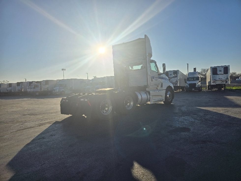 Day Cab Tractor-Heavy Duty Tractors-International-2019-LT625-West Sacramento-CA-422,935\n\t\tmiles-$ 43,000 - Image 7