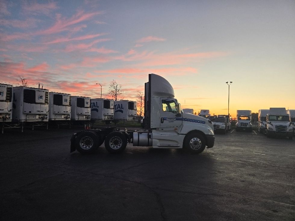 Day Cab Tractor-Heavy Duty Tractors-International-2019-LT625-West Sacramento-CA-484,754\n\t\tmiles-$ 38,750 - Image 8