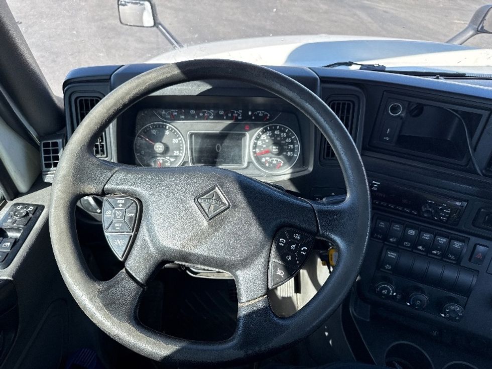 Day Cab Tractor-Heavy Duty Tractors-International-2019-LT625-West Sacramento-CA-494,908\n\t\tmiles-$ 21,750 - Image 11