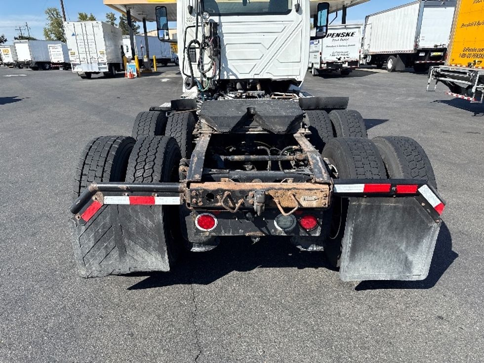 Day Cab Tractor-Heavy Duty Tractors-International-2019-LT625-West Sacramento-CA-494,908\n\t\tmiles-$ 21,750 - Image 6