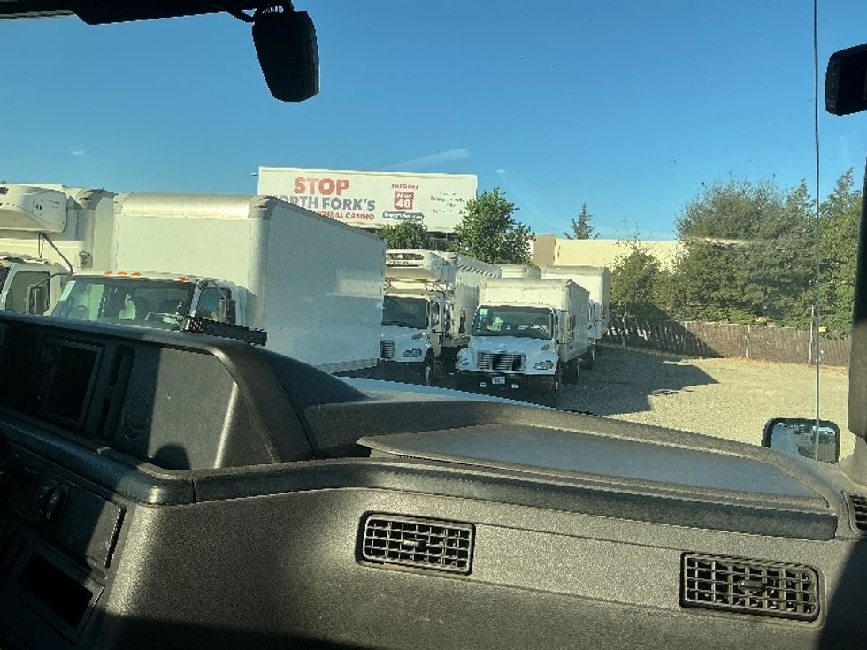Day Cab Tractor-Heavy Duty Tractors-International-2019-LT625-West Sacramento-CA-552,365\n\t\tmiles-$ 23,250 - Image 13