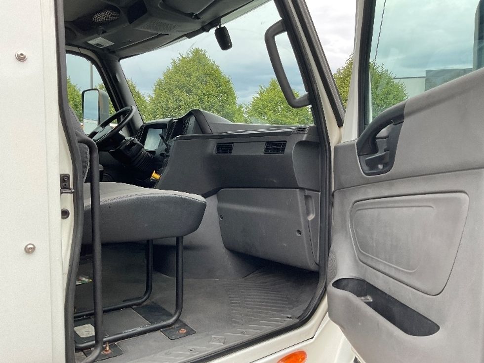 Day Cab Tractor-Heavy Duty Tractors-International-2019-LT625-West Valley City-UT-215,766\n\t\tmiles-$ 34,250 - Image 12