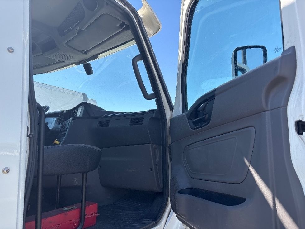 Day Cab Tractor-Heavy Duty Tractors-International-2019-LT625-West Valley City-UT-294,257\n\t\tmiles-$ 25,000 - Image 12