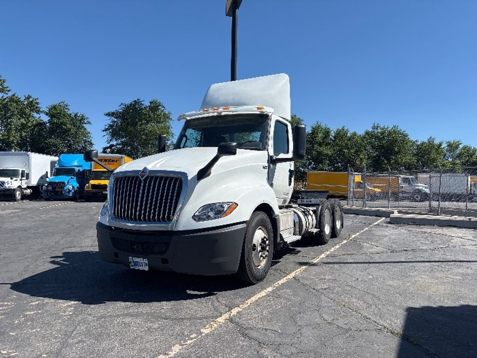 Day Cab Tractor-Heavy Duty Tractors-International-2019-LT625-West Valley City-UT-294,257\n\t\tmiles-$ 25,000 - Image 3